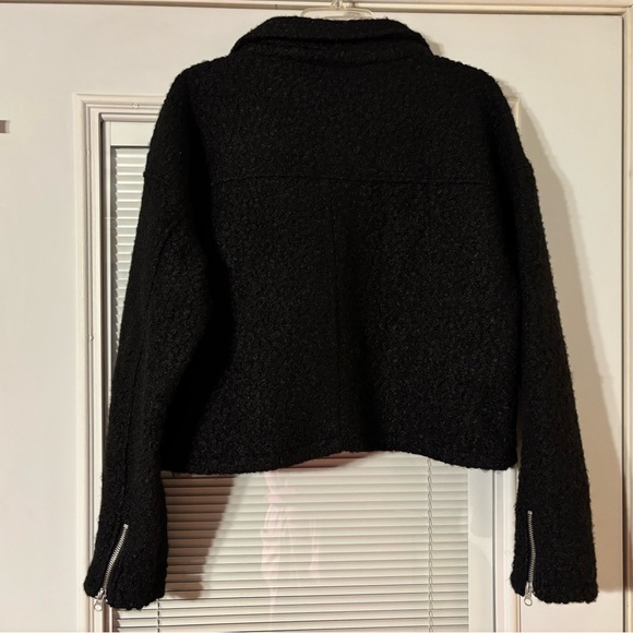 No Boundaries Black Teddy Jacket - Picture 9 of 10